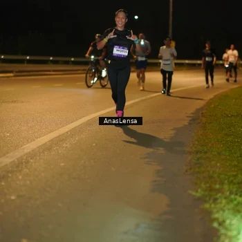 Runner Photo 7686070