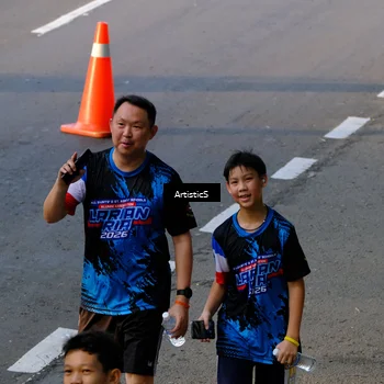 Runner Photo 7686077
