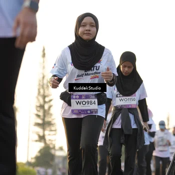 Runner Photo 7686080