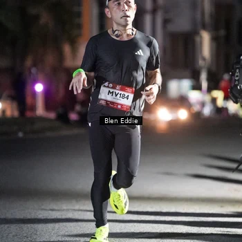 Runner Photo 7686095