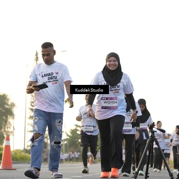Runner Photo 7686114