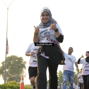 Runner Photo 7686120