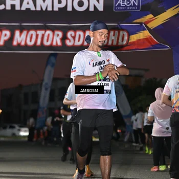 Runner Photo 7686174