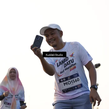 Runner Photo 7686180