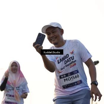 Runner Photo 7686182