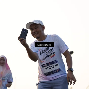 Runner Photo 7686185