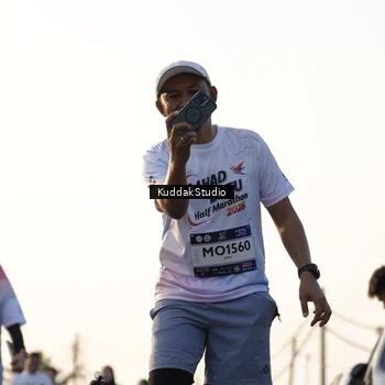 Runner Photo 7686200