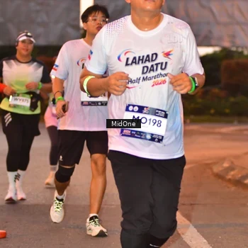 Runner Photo 7686205
