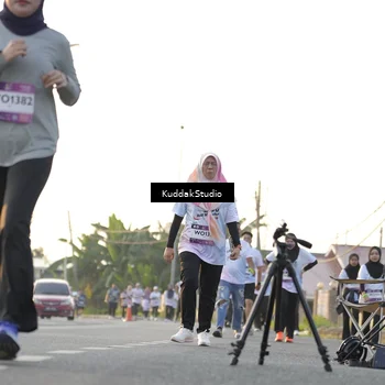 Runner Photo 7686210
