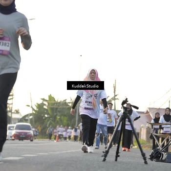 Runner Photo 7686211