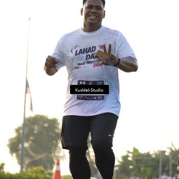 Runner Photo 7686218