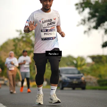 Runner Photo 7686220