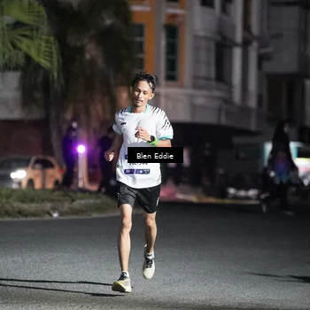Runner Photo 7686228