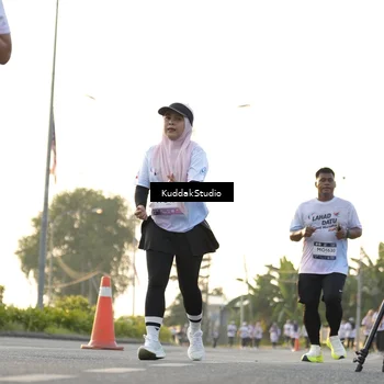 Runner Photo 7686229