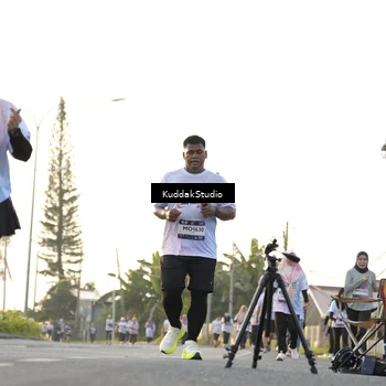Runner Photo 7686230