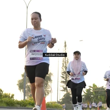 Runner Photo 7686232