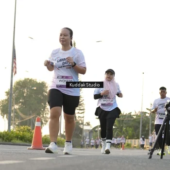Runner Photo 7686237