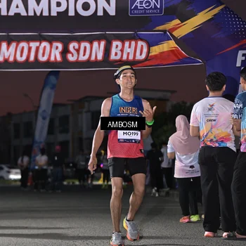 Runner Photo 7686238