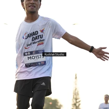 Runner Photo 7686239