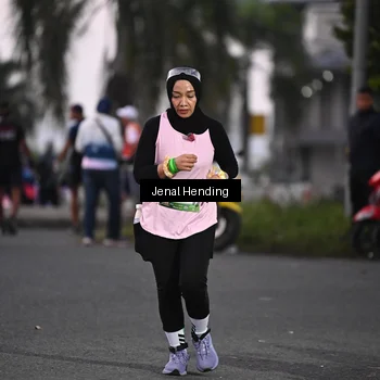 Runner Photo 7686243