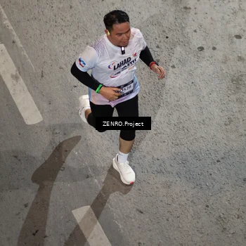 Runner Photo 7686252