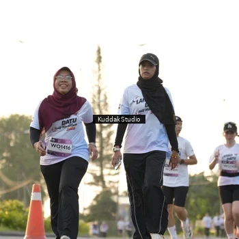 Runner Photo 7686260