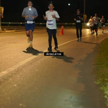 Runner Photo 7686263