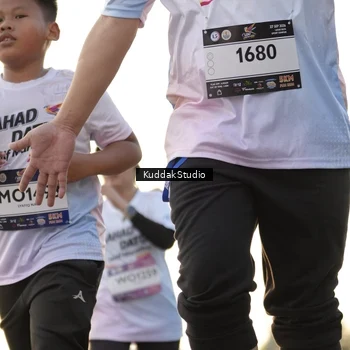 Runner Photo 7686285