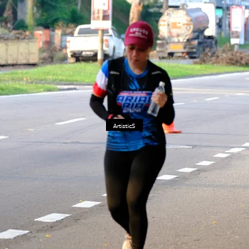 Runner Photo 7686313