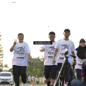 Runner Photo 7686325