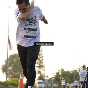 Runner Photo 7686327