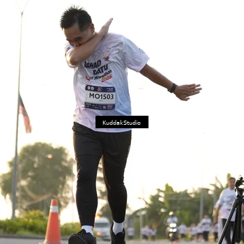 Runner Photo 7686330