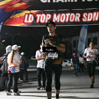 Runner Photo 7686333