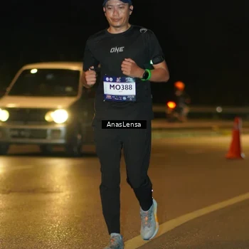 Runner Photo 7686346