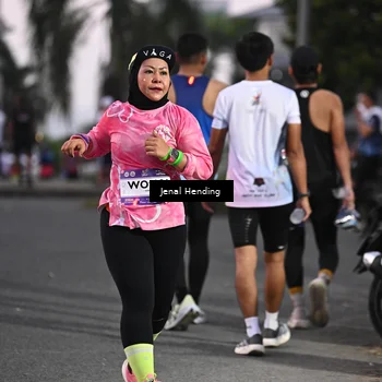 Runner Photo 7686347
