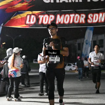 Runner Photo 7686354