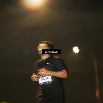 Runner Photo 7686363