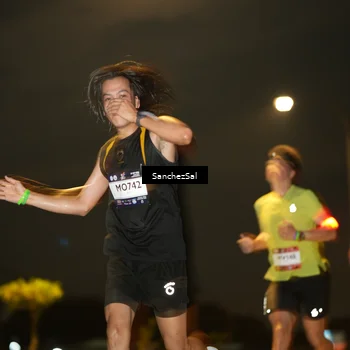 Runner Photo 7686371