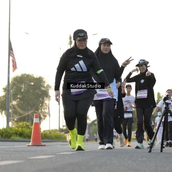 Runner Photo 7686381