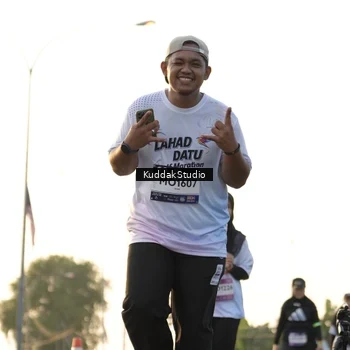 Runner Photo 7686389