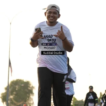 Runner Photo 7686392