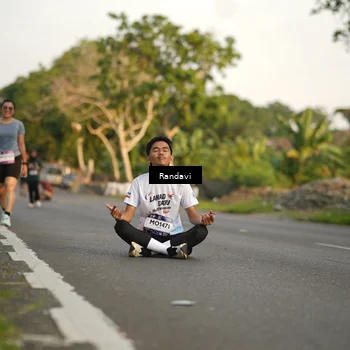 Runner Photo 7686411