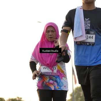 Runner Photo 7686415