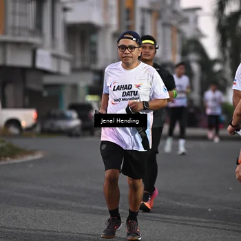 Runner Photo 7686422