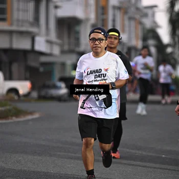 Runner Photo 7686431