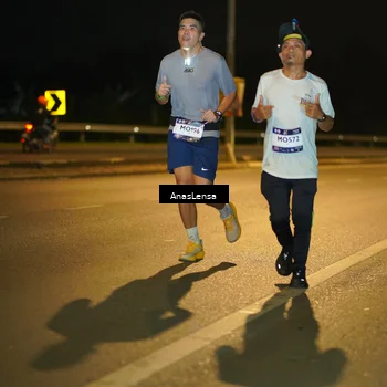 Runner Photo 7686459