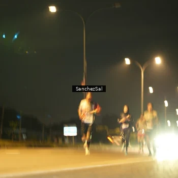 Runner Photo 7686465