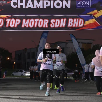 Runner Photo 7686473