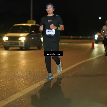 Runner Photo 7686479