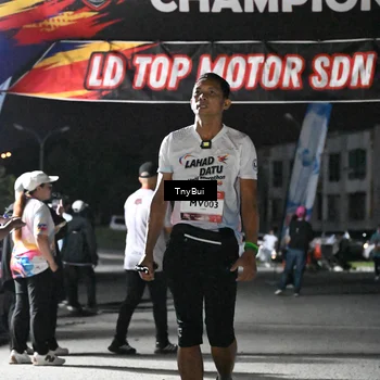 Runner Photo 7686518